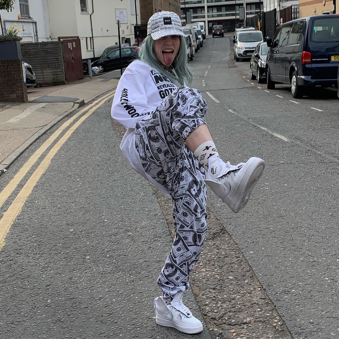 billie eilish sweatpants h&m